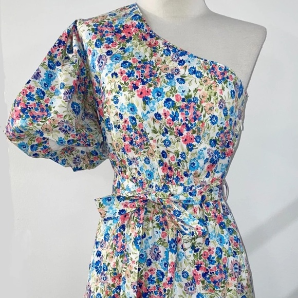 Jayda Dress - Picture 1 of 4